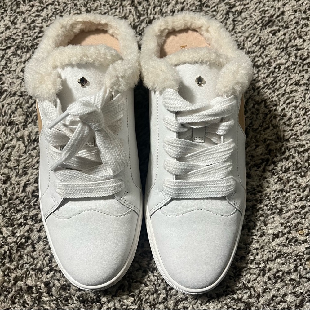 (EUC) Kate Spade Fez Mule Winter Lace-Up White and Tan Fur-Lined Sneakers Sz 10 - Picture 2 of 8